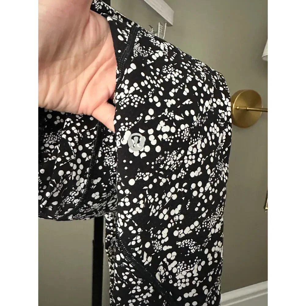 Lululemon Tight Stuff Tight II *25” Size 6 Chirasu Black Womens